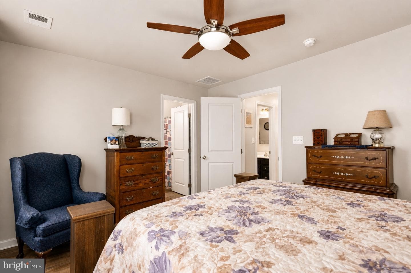 2868 Farzi Circle photo 18