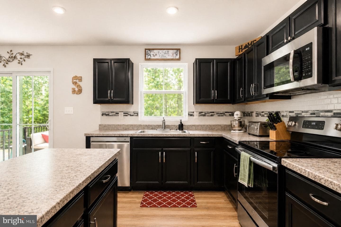 2868 Farzi Circle photo 7