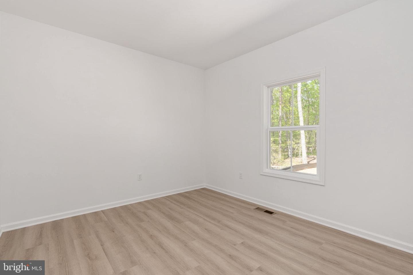 10130 Captains Way photo 11