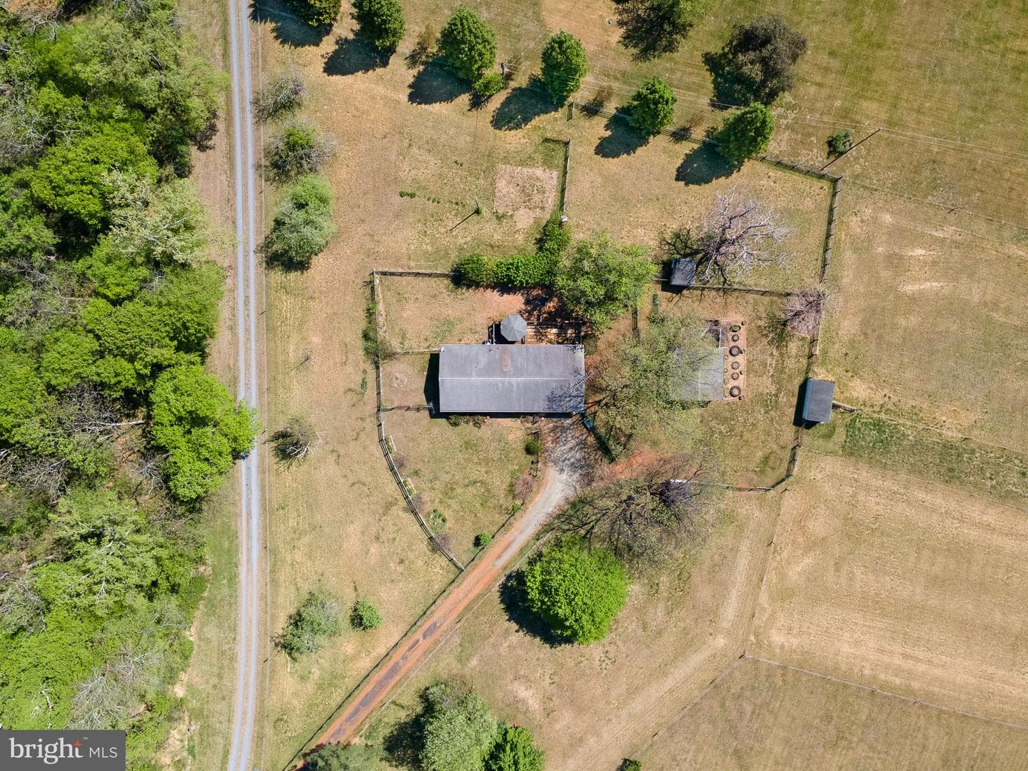12101 Greenwood Road photo 31