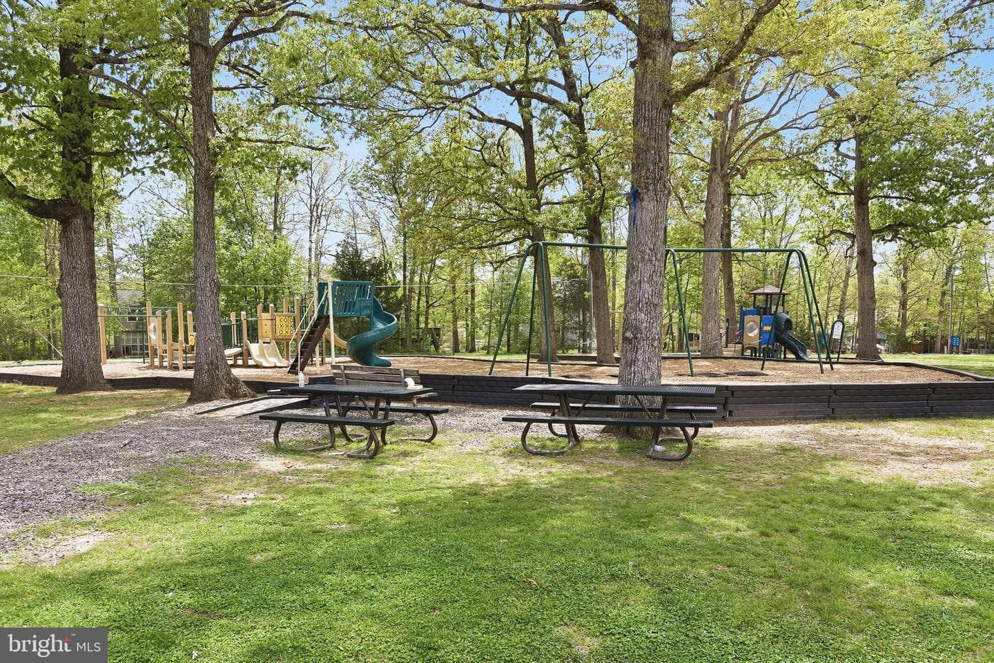 107 Sunset Court photo 42