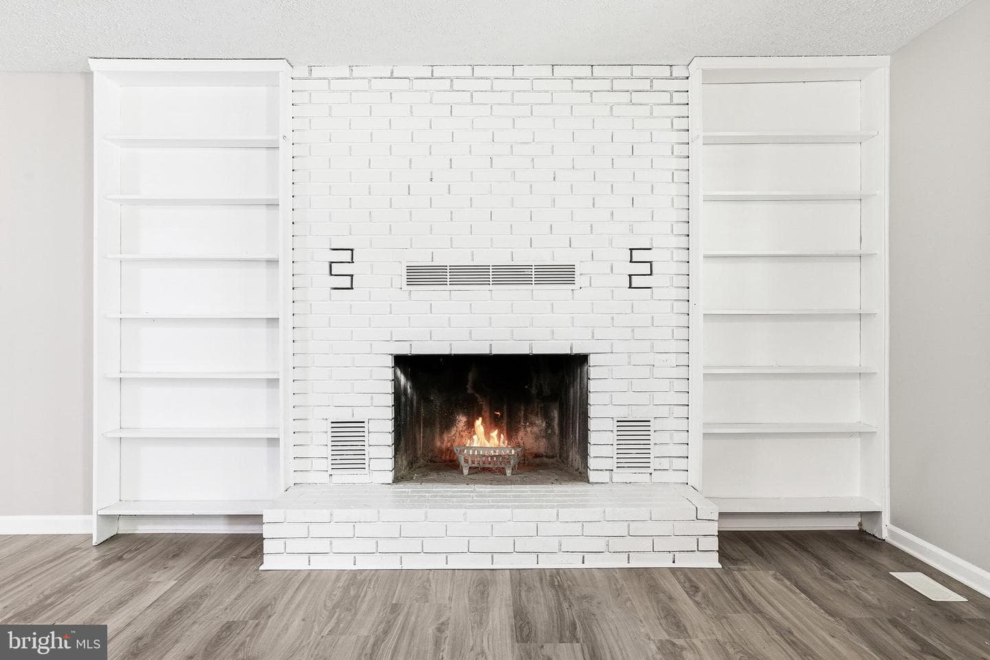 107 Sunset Court photo 6