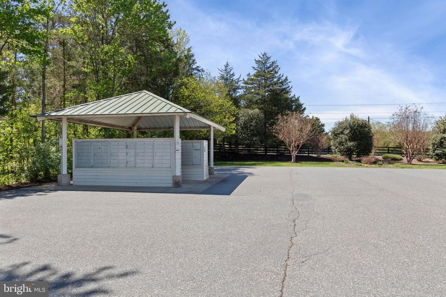 1906 Lakeview Parkway photo 39