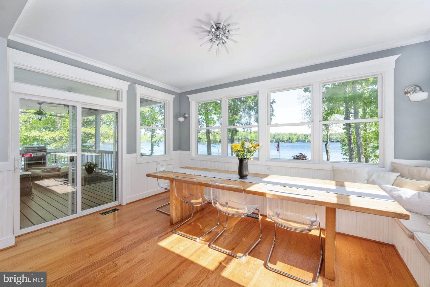 614 Cornwallis Avenue photo 31