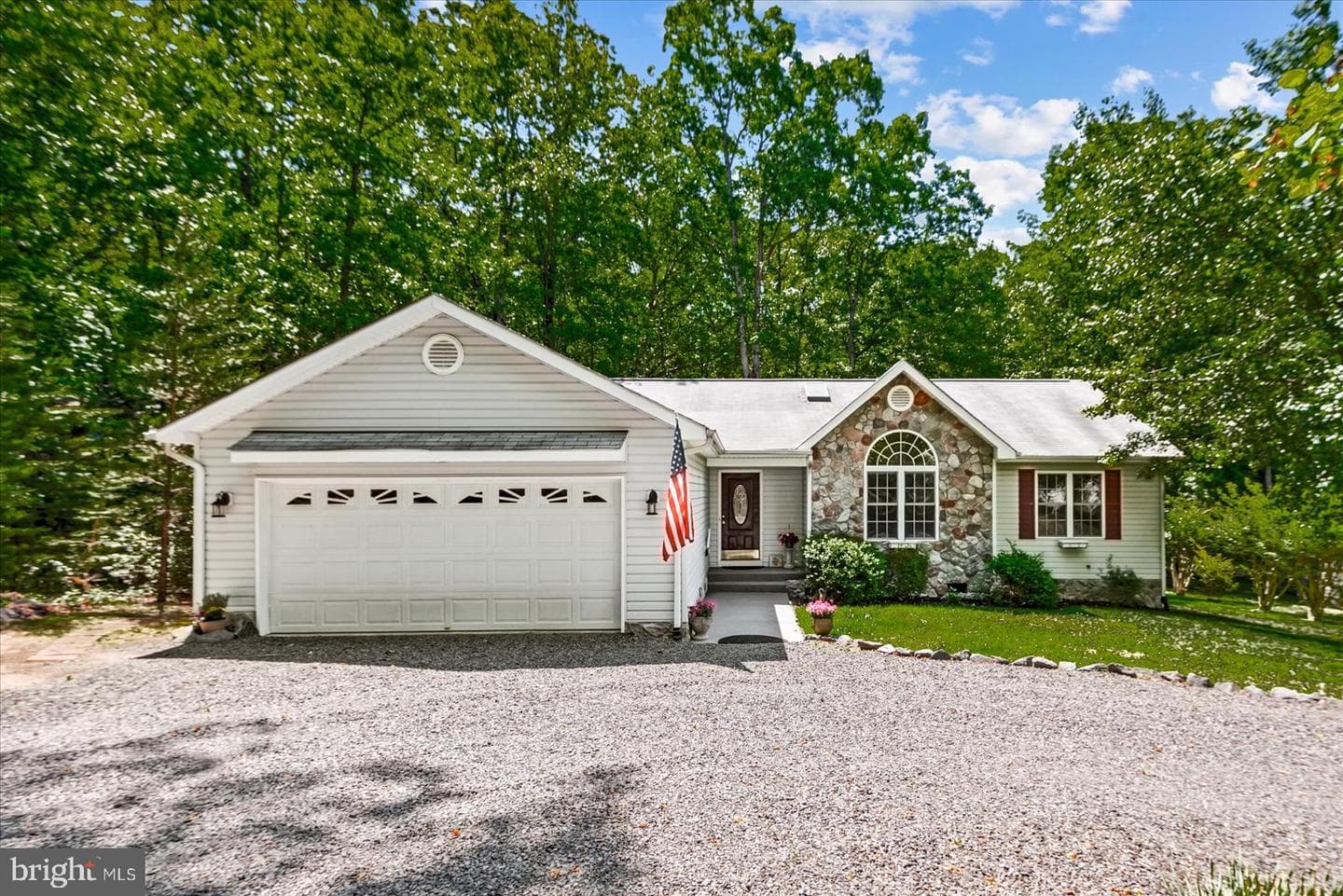 220 Creekside Drive, Locust Grove