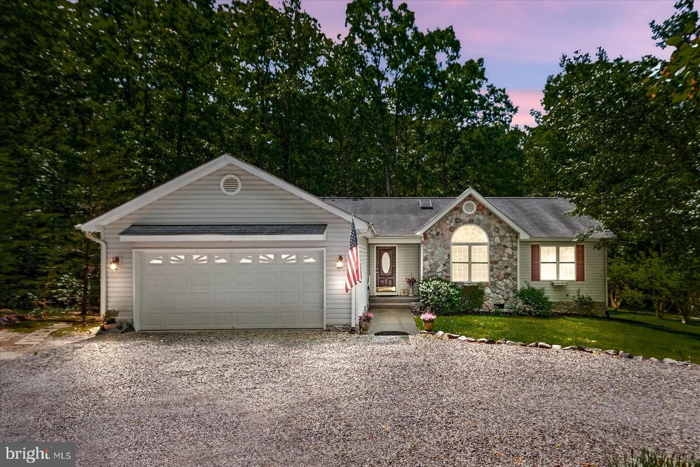 220 Creekside Drive photo 16