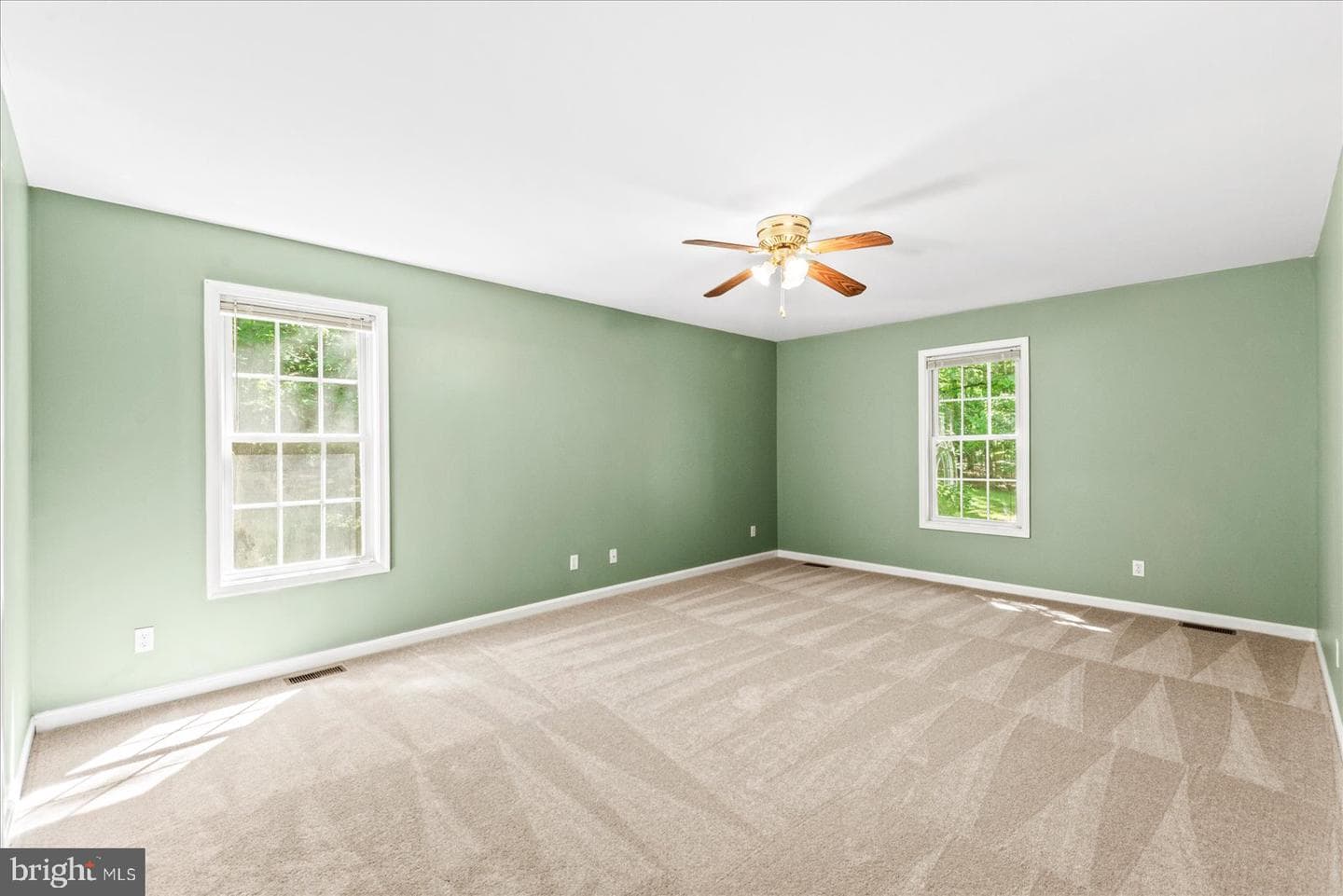 220 Creekside Drive photo 24
