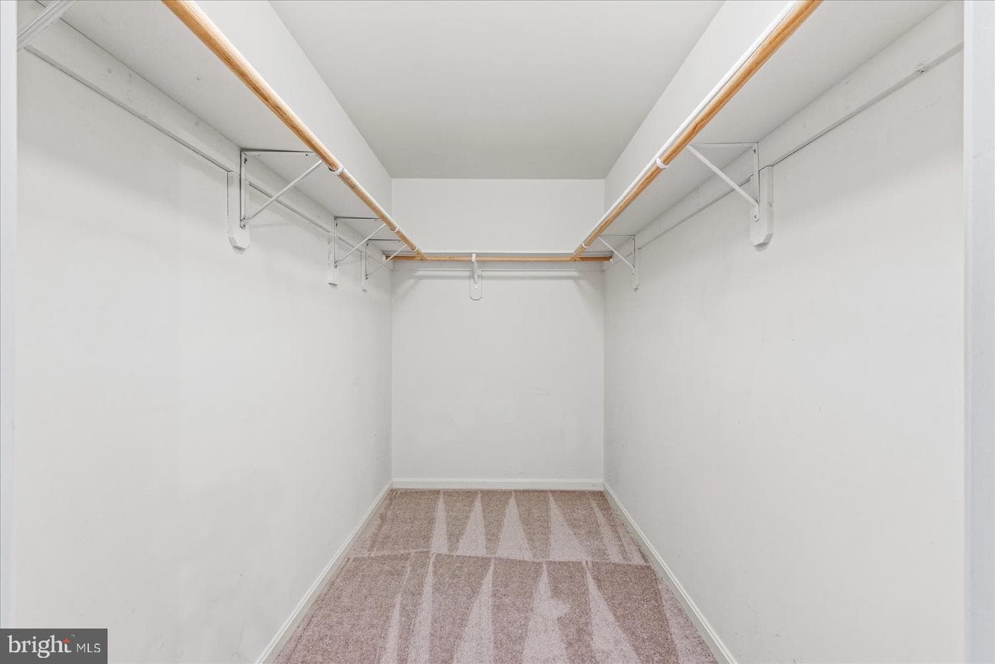 220 Creekside Drive photo 25