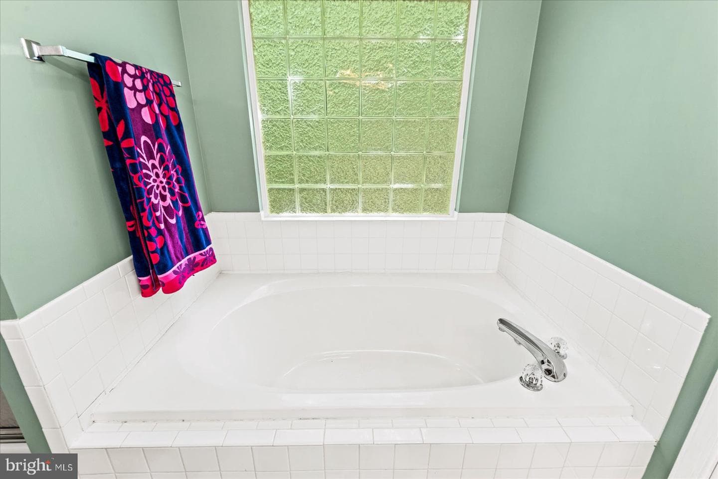 220 Creekside Drive photo 26