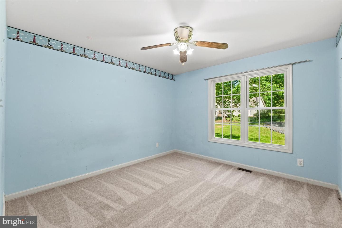 220 Creekside Drive photo 29