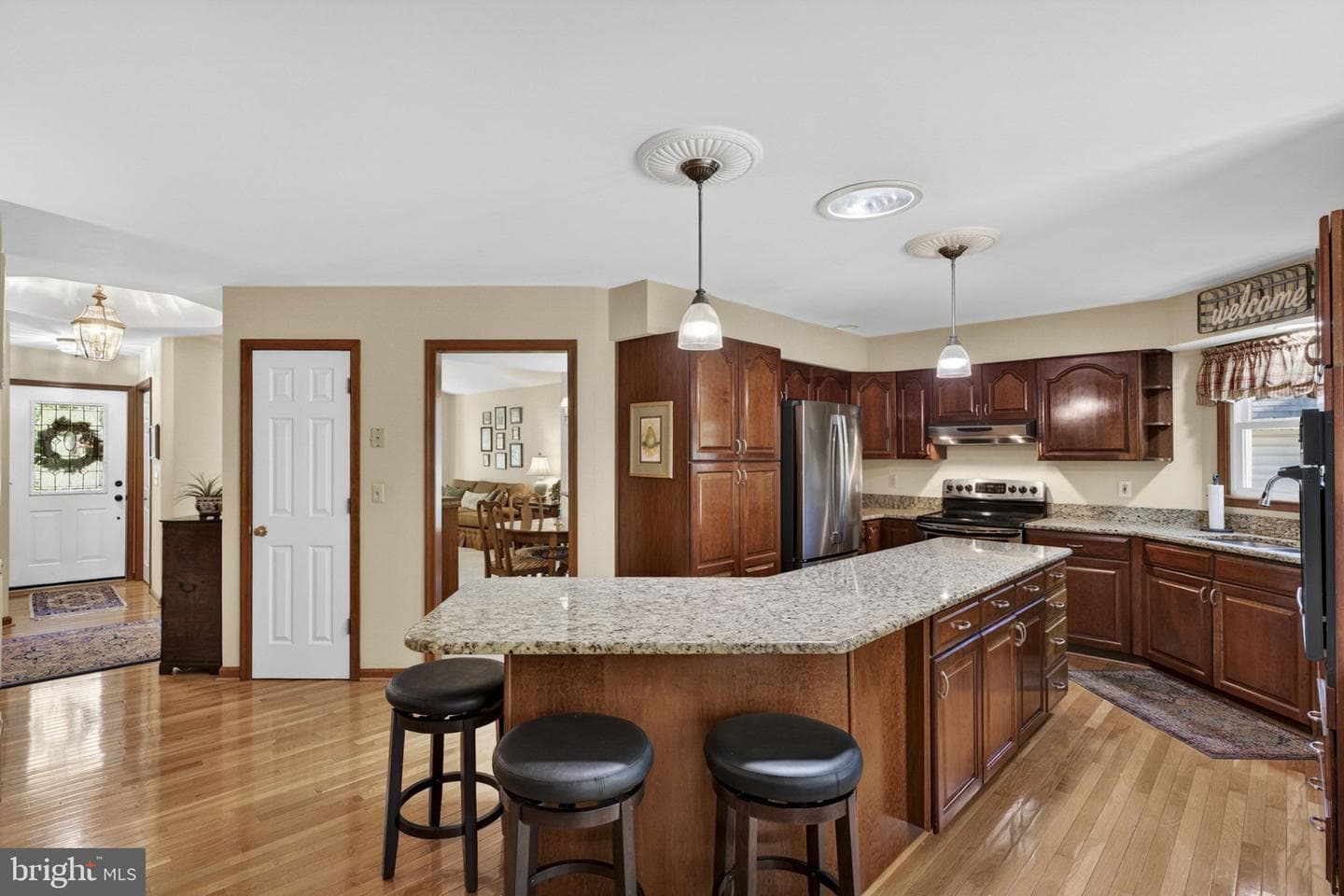 111 Patrick Henry Court photo 18