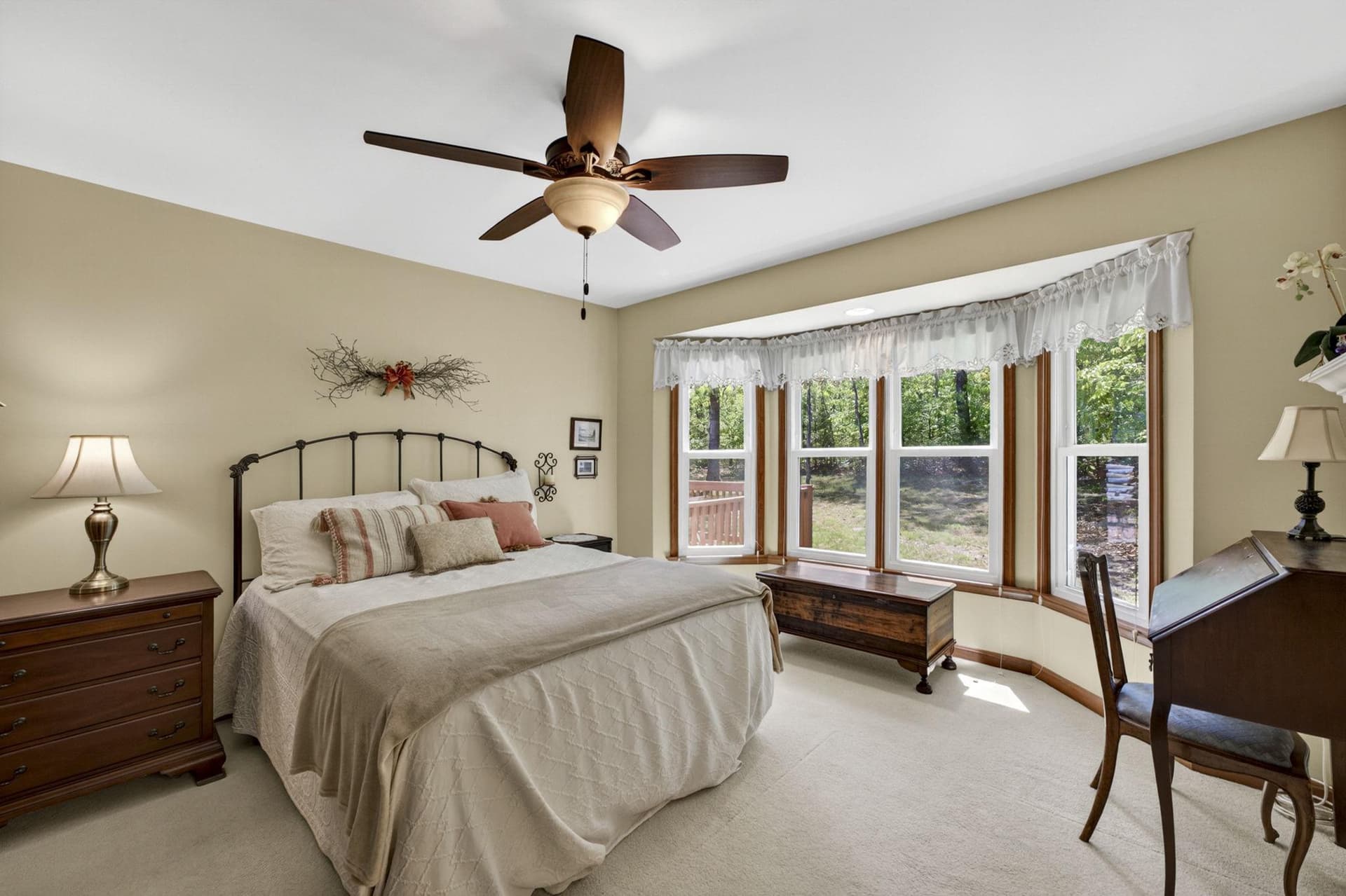 111 Patrick Henry Court photo 36