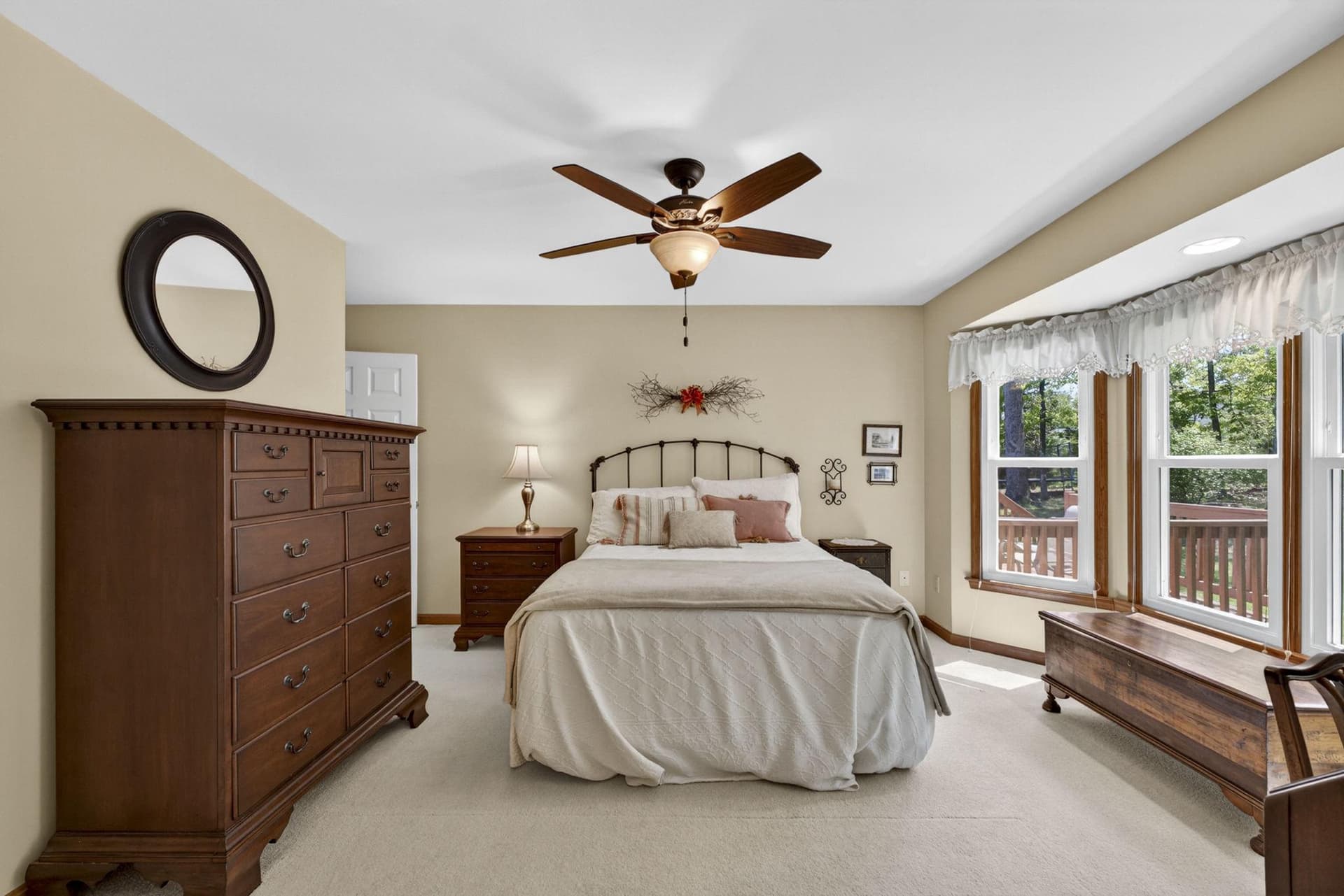 111 Patrick Henry Court photo 38