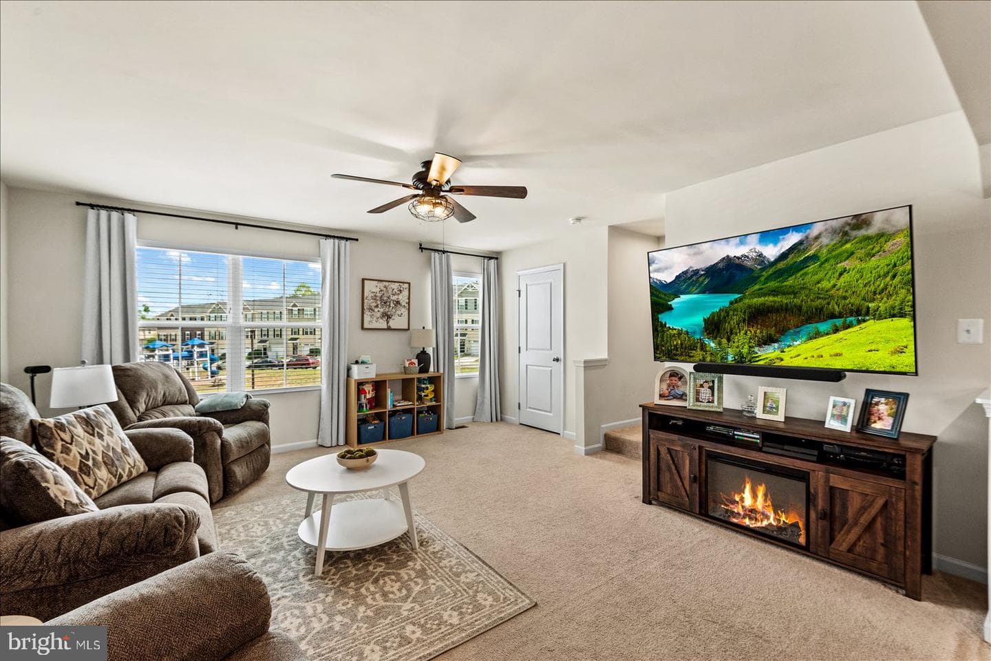 2854 Farzi Circle photo 10