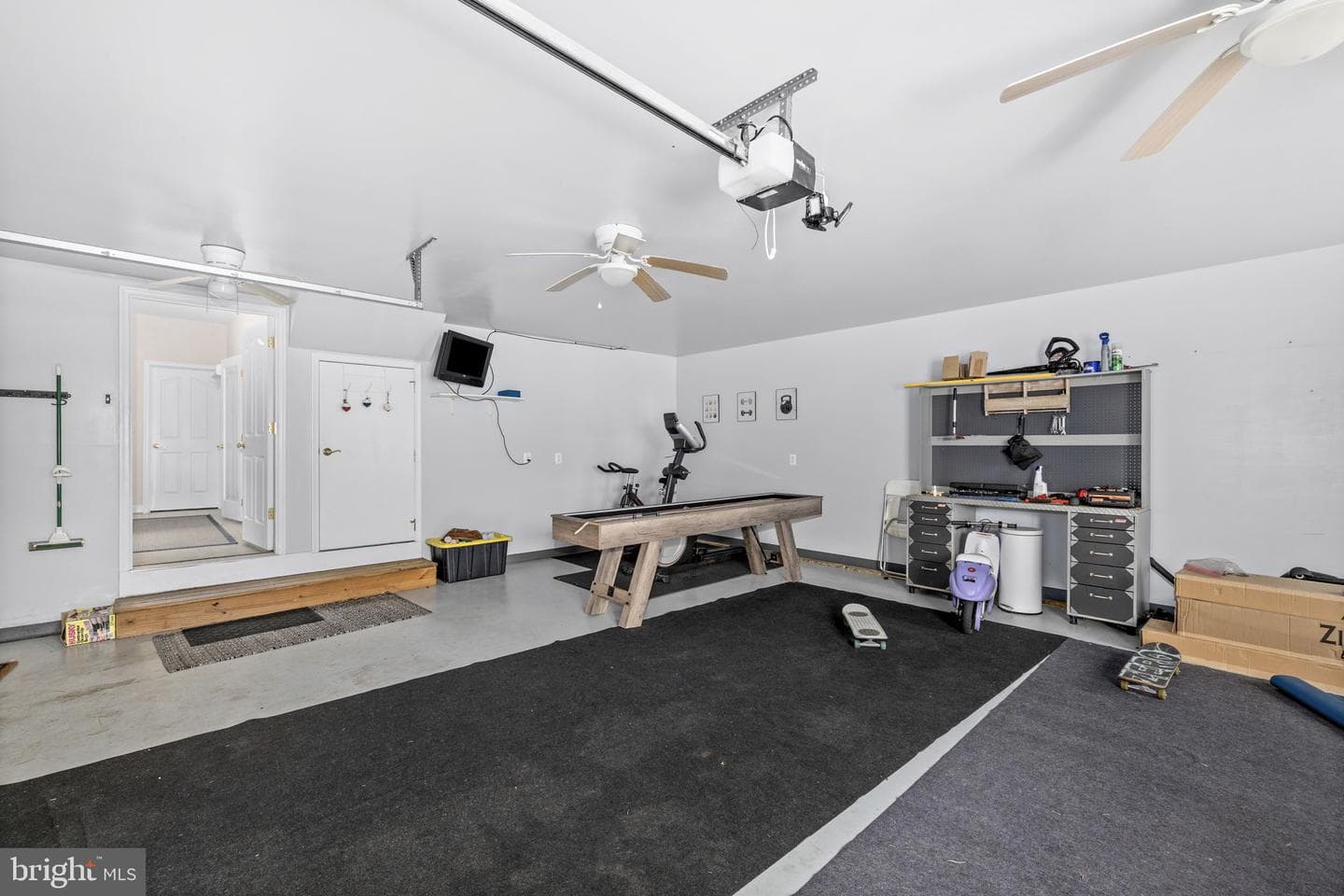 17289 Miss Mollys Lane photo 28