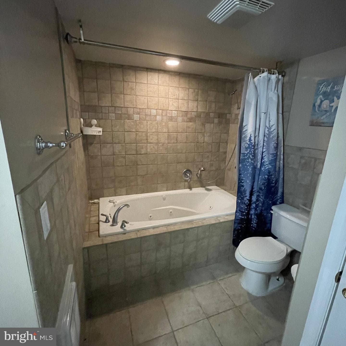109 Fairfax Lane photo 27