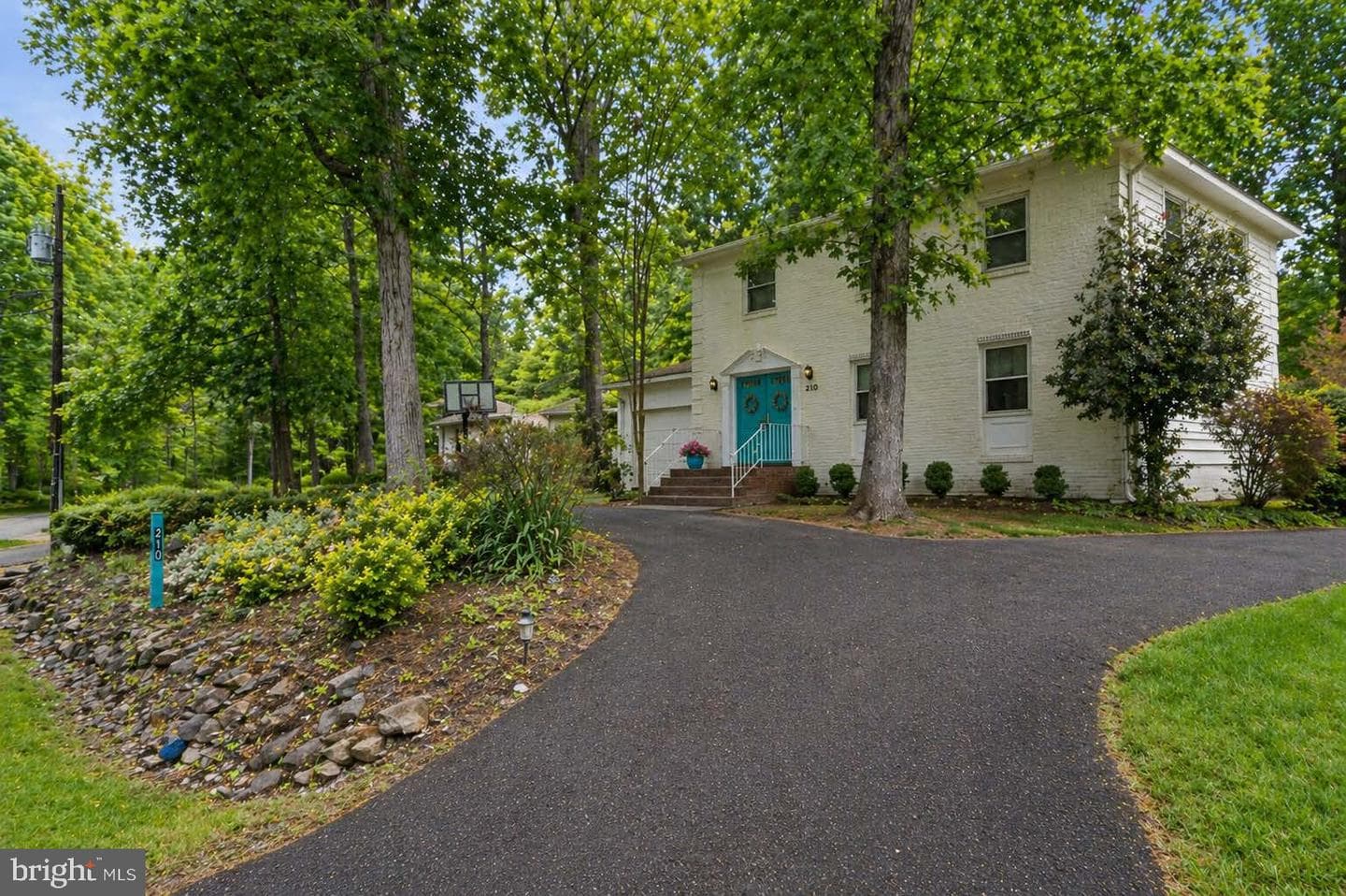 210 Limestone Lane