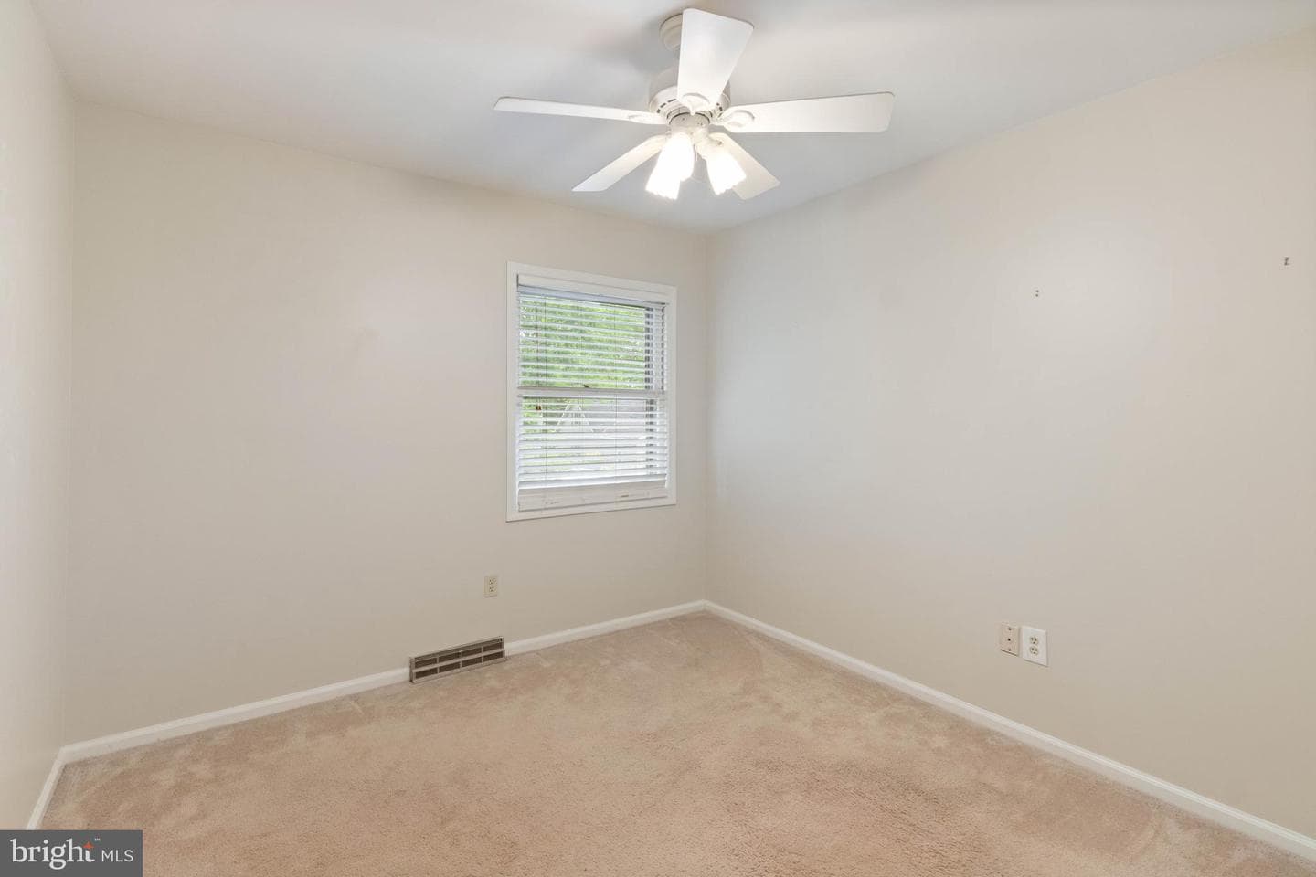 210 Limestone Lane photo 22