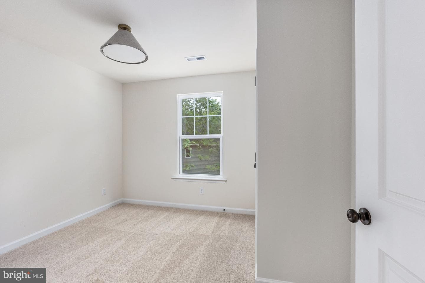 104 Butler Circle photo 38