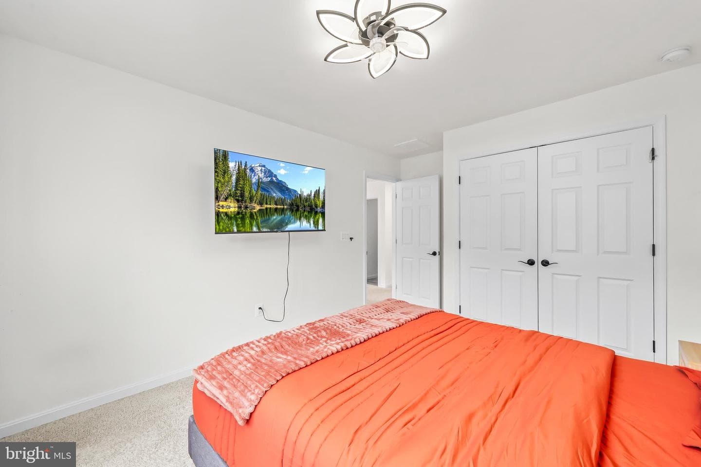 2865 White Tail Drive photo 25