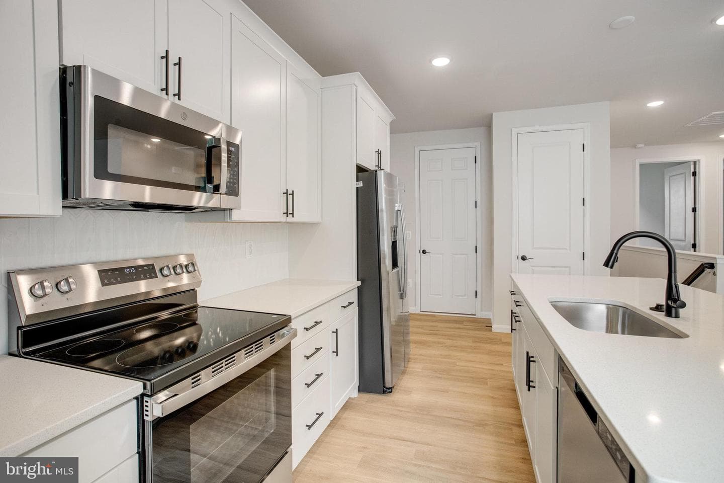 35599 Pine Needle Lane photo 10