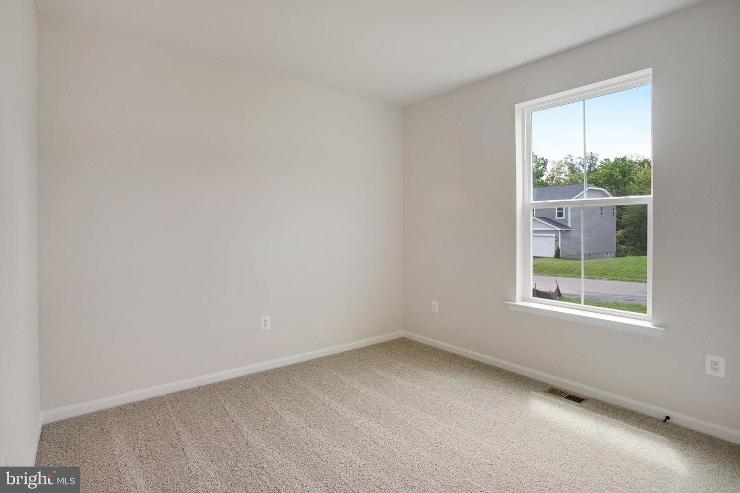 35599 Pine Needle Lane photo 3