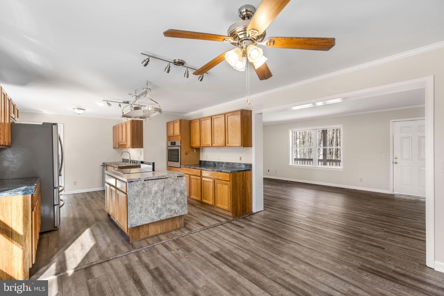 28494 Constitution Highway photo 12