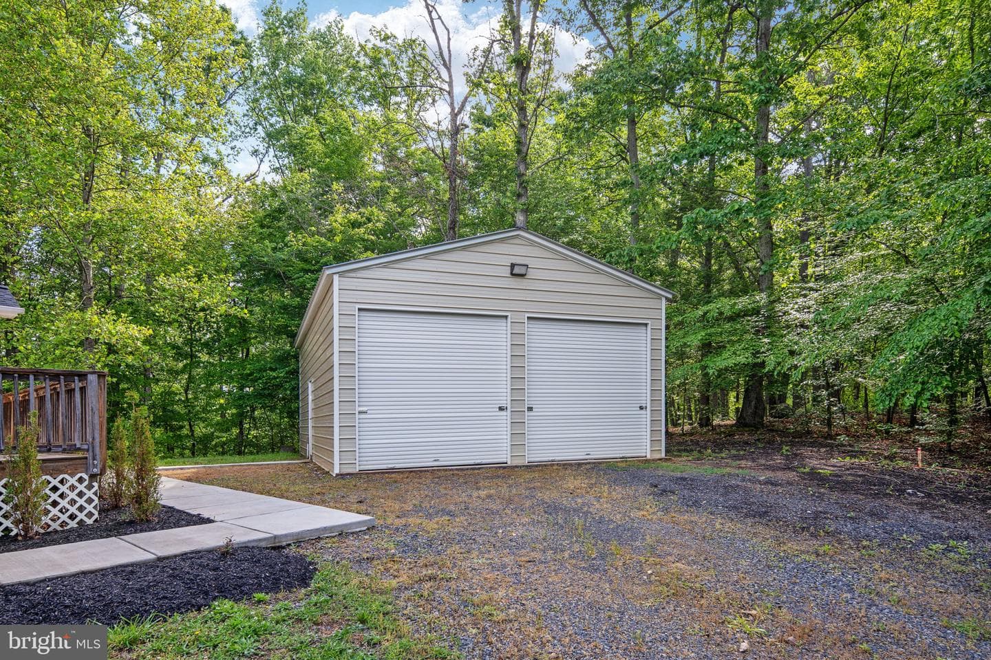 3150 Sareth Lane photo 2
