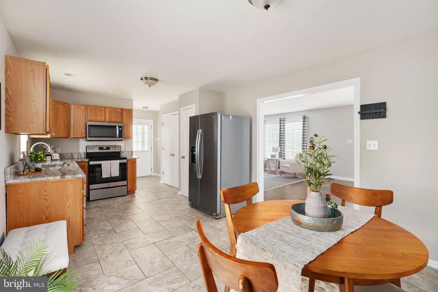 3150 Sareth Lane photo 4