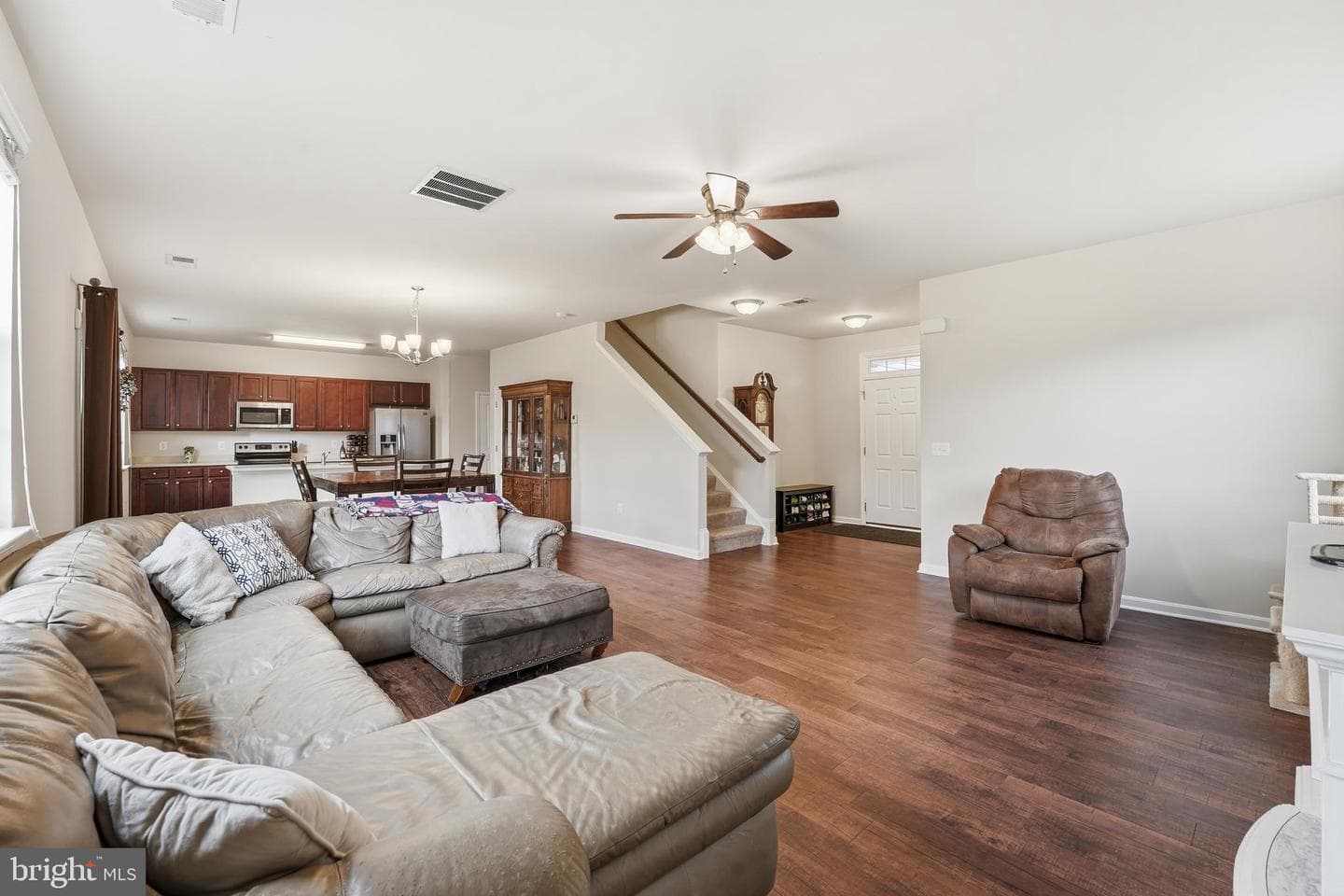 235 Daliah Way photo 14