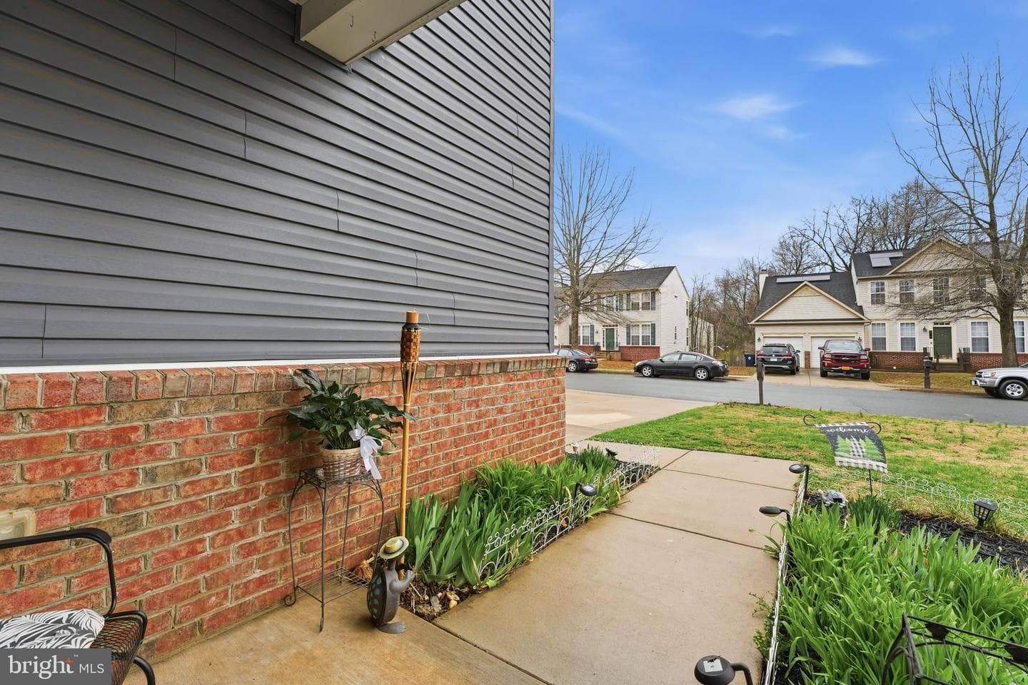 235 Daliah Way photo 8