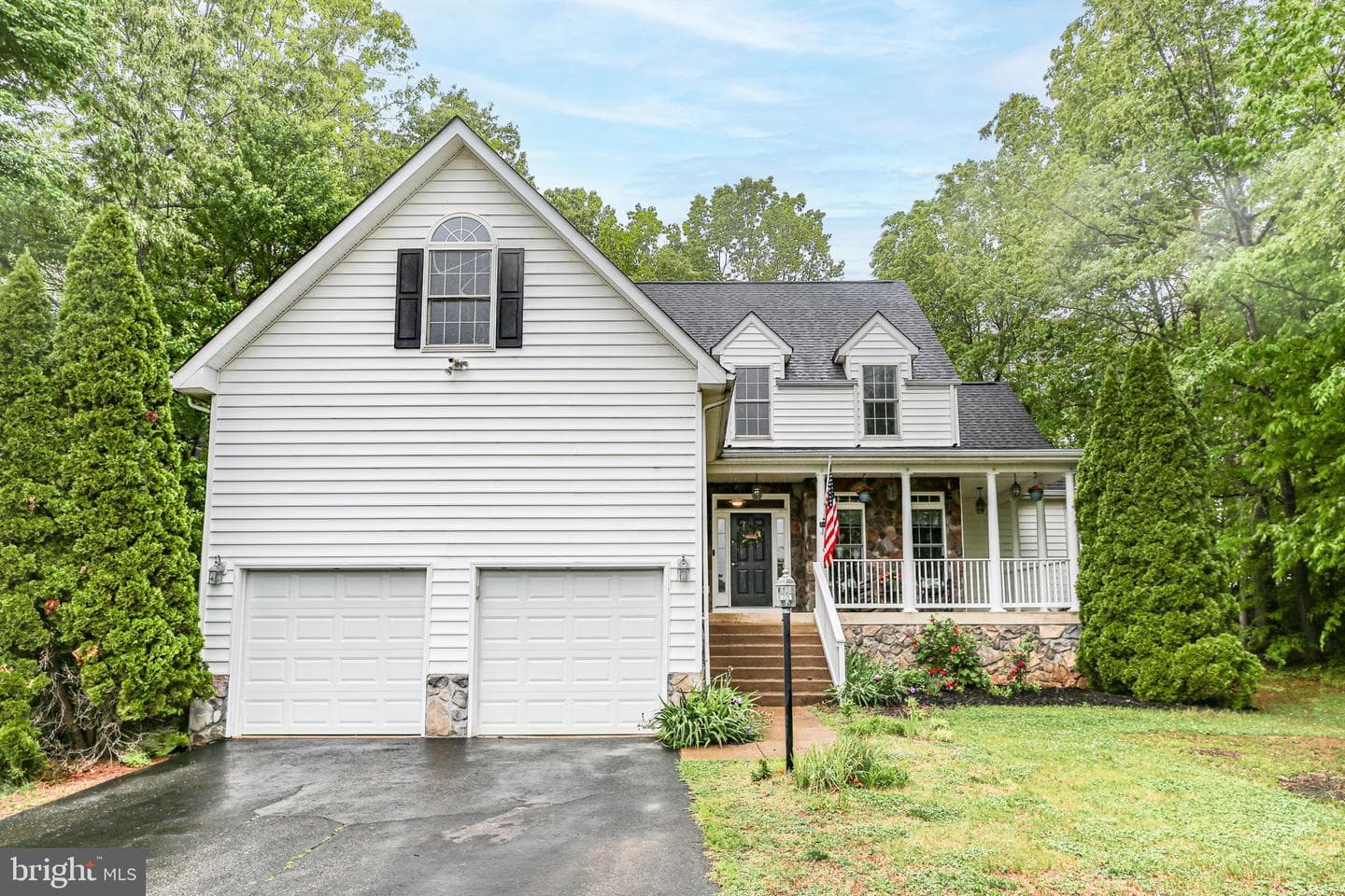1472 Morris Pond Drive photo 1