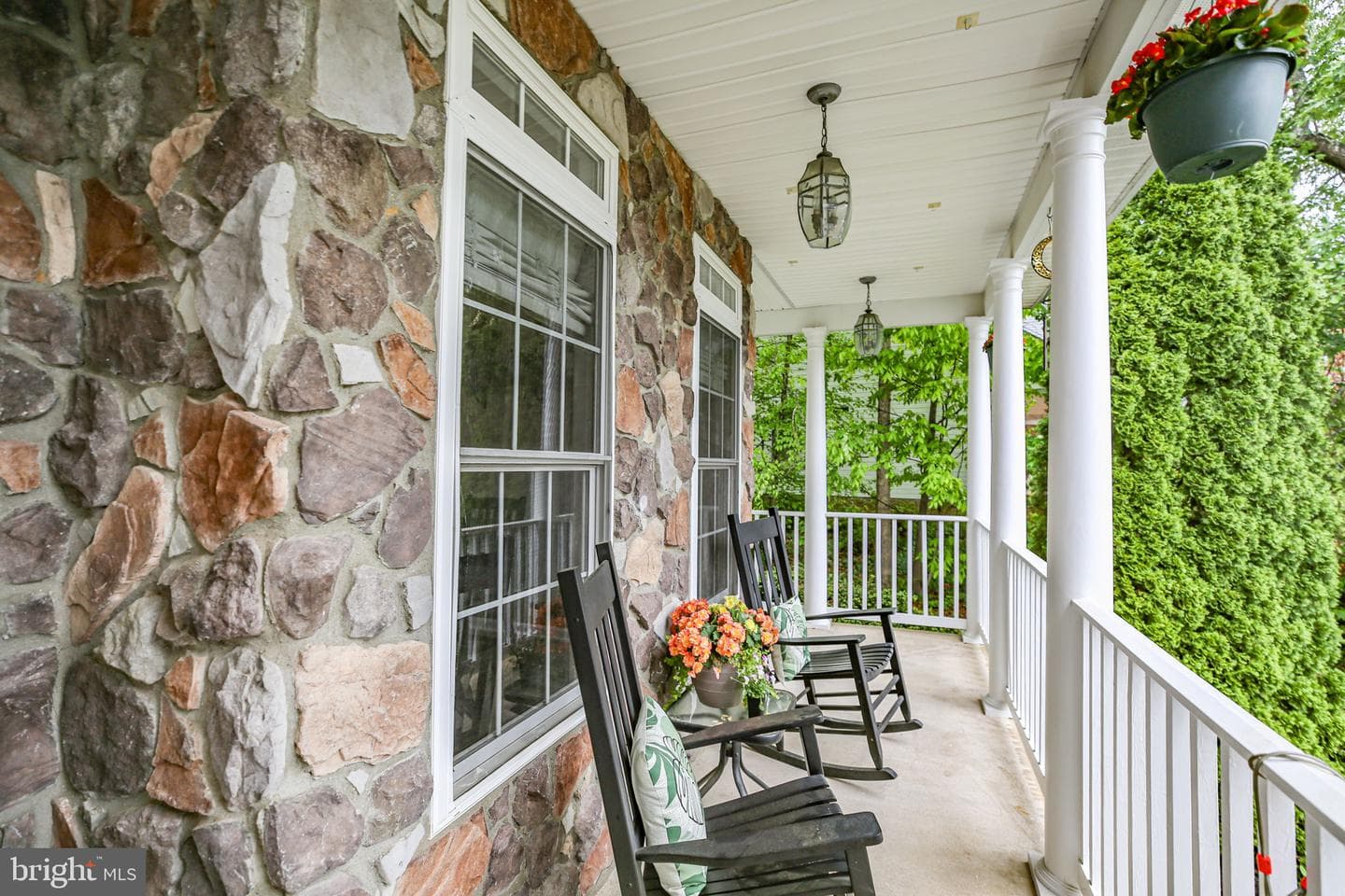 1472 Morris Pond Drive photo 3