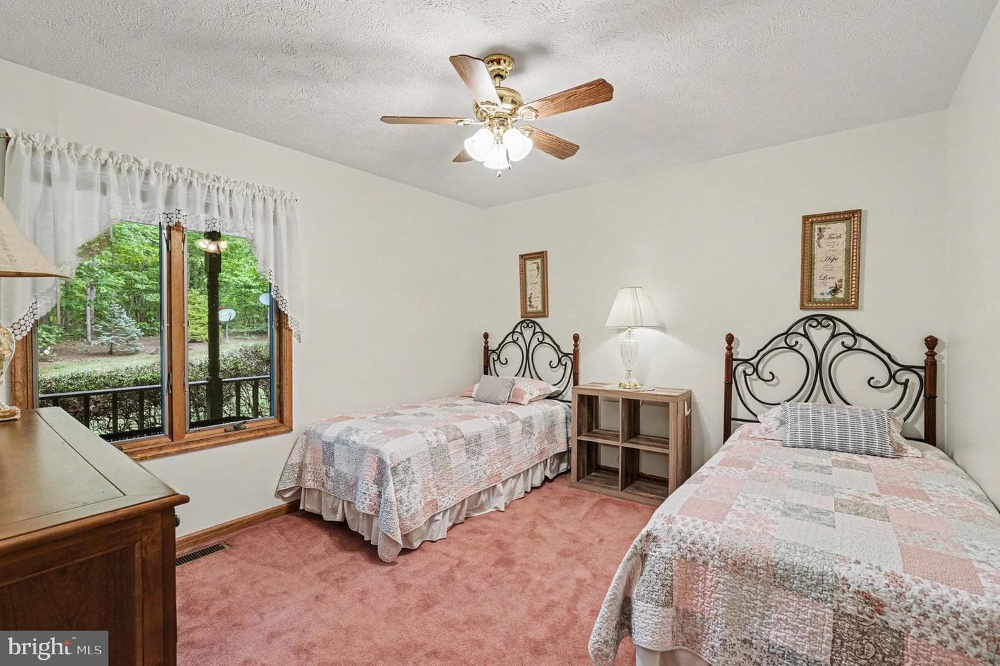 12533 Apple Lane photo 14