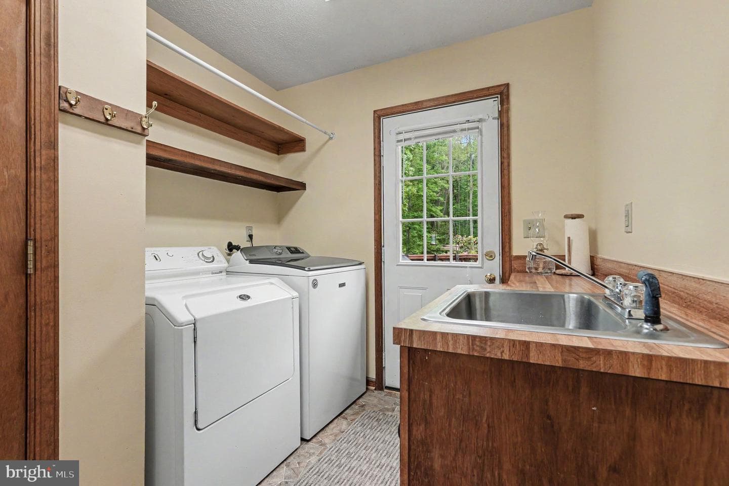 12533 Apple Lane photo 18