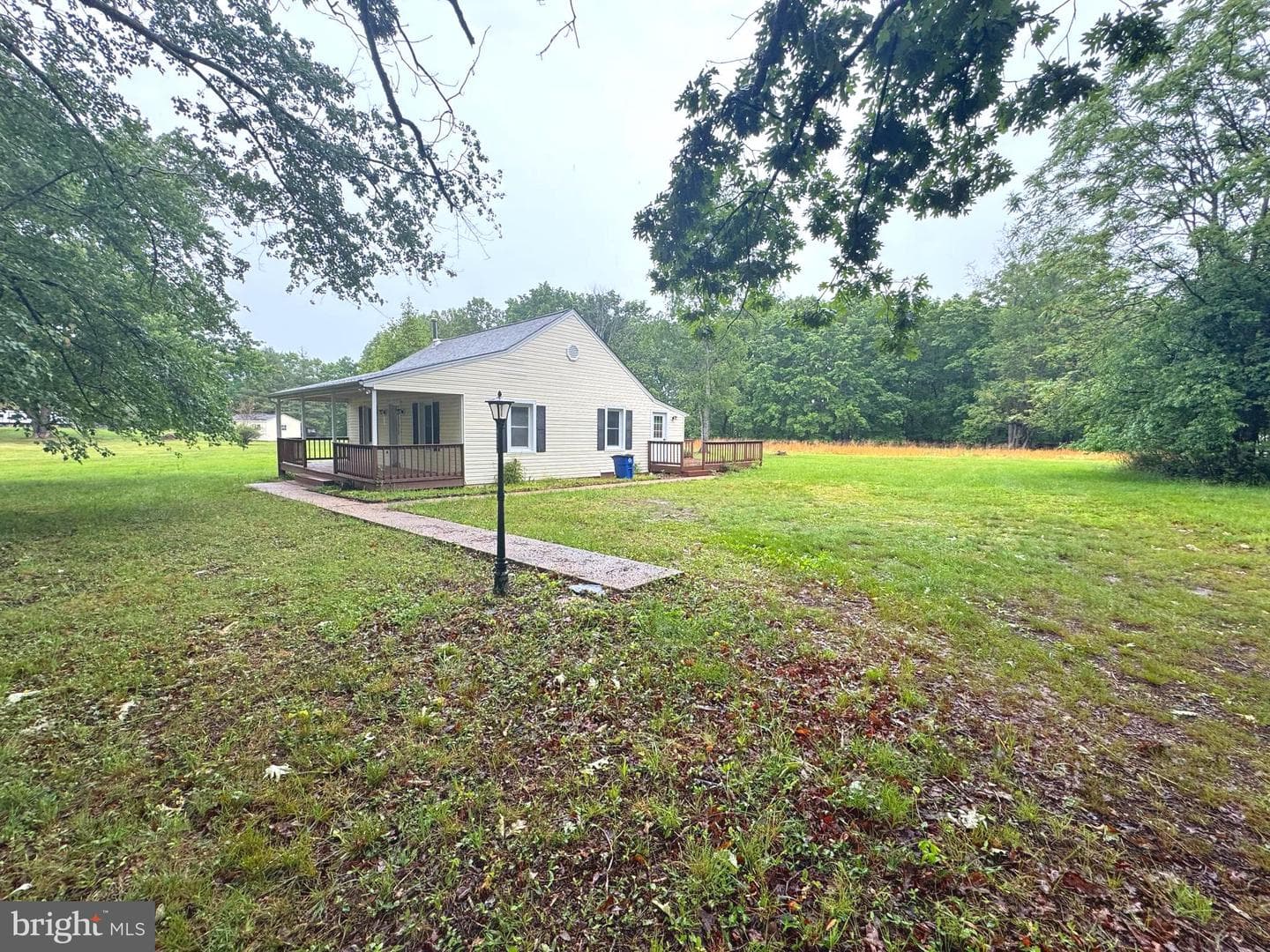 18163 Monrovia Road photo 2