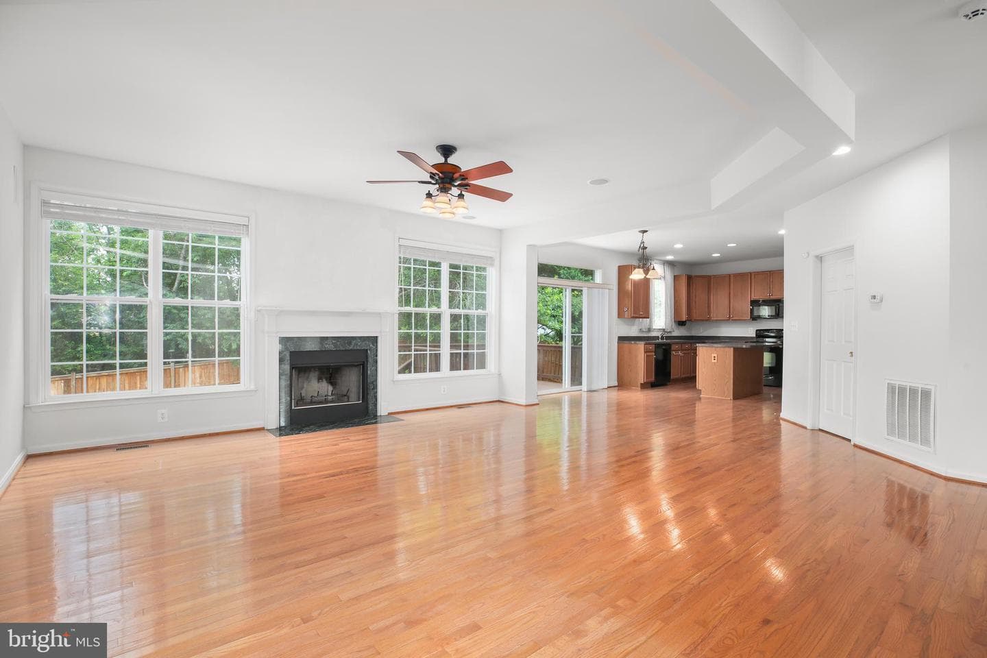 269 Parker Place photo 14