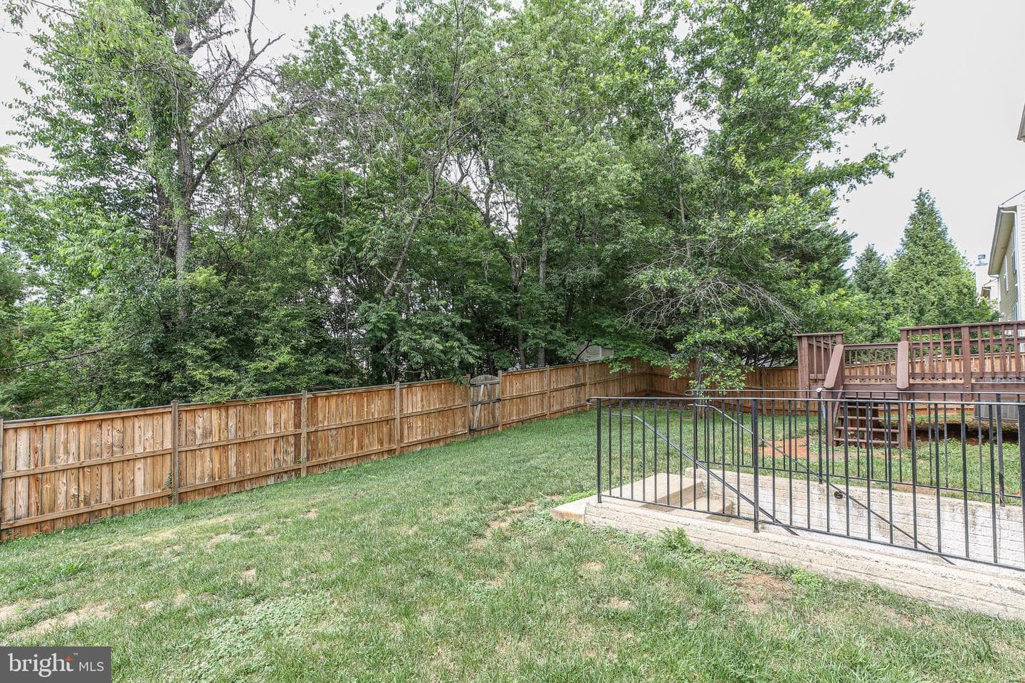 269 Parker Place photo 37