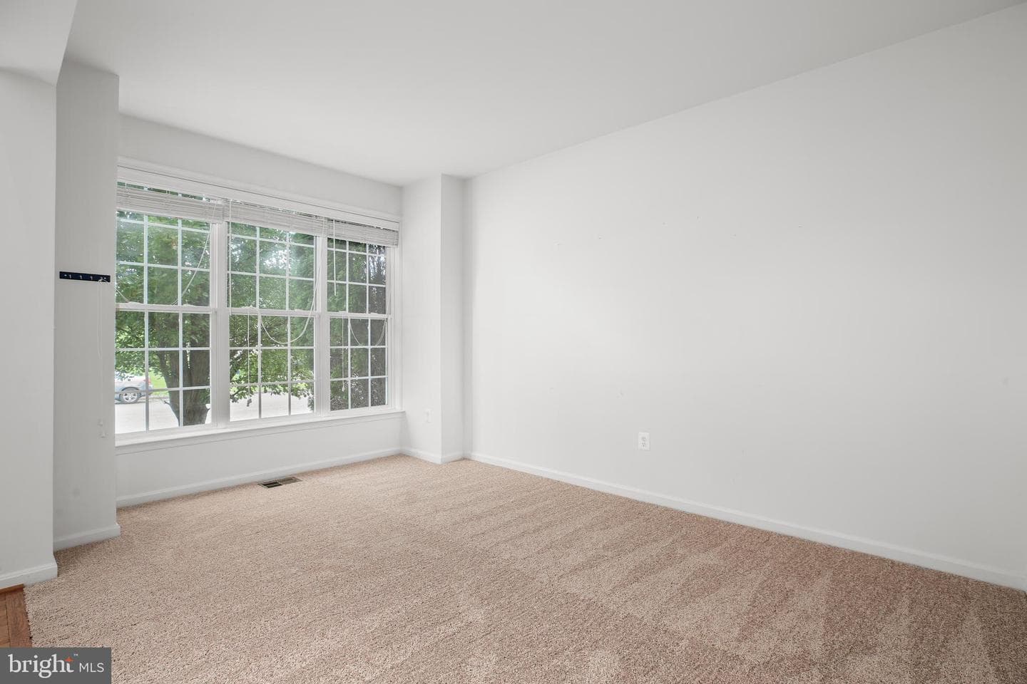 269 Parker Place photo 5