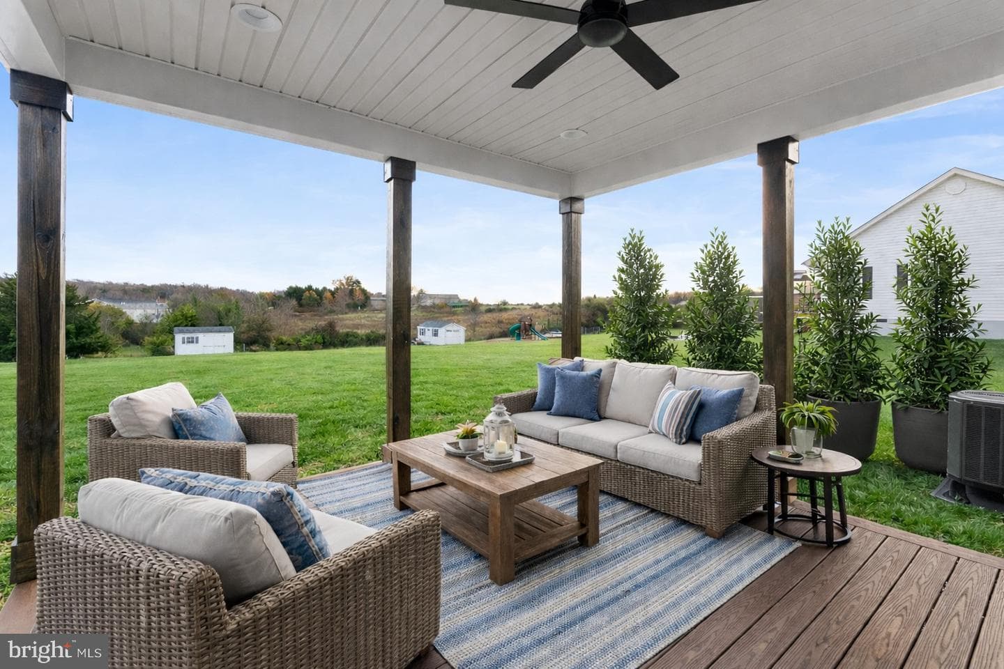 26416 Isabelle Dr photo 11