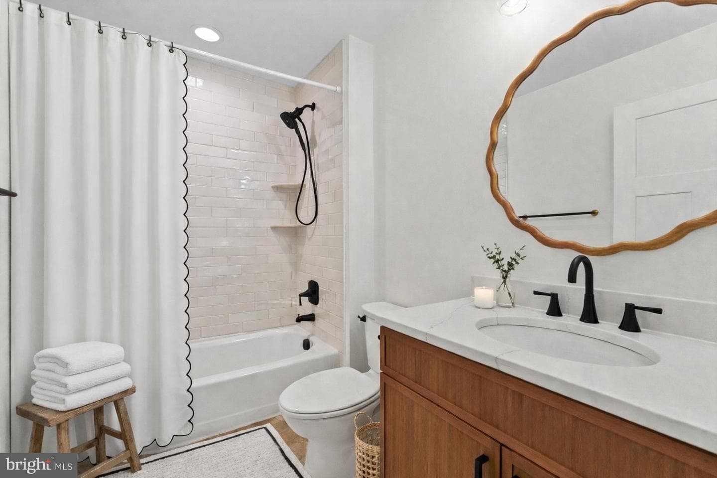 26416 Isabelle Dr photo 19