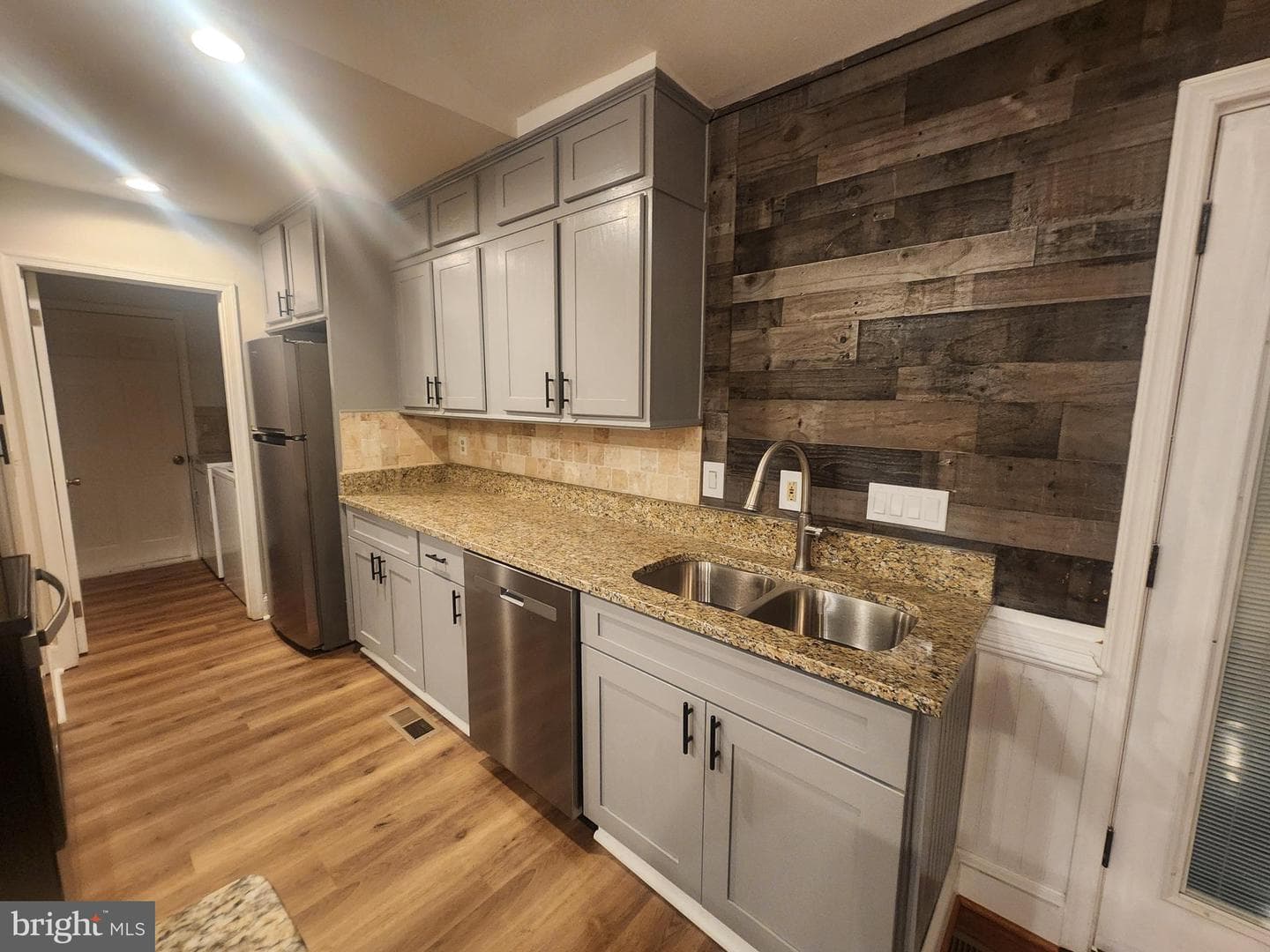 105 Beachside Cove photo 16