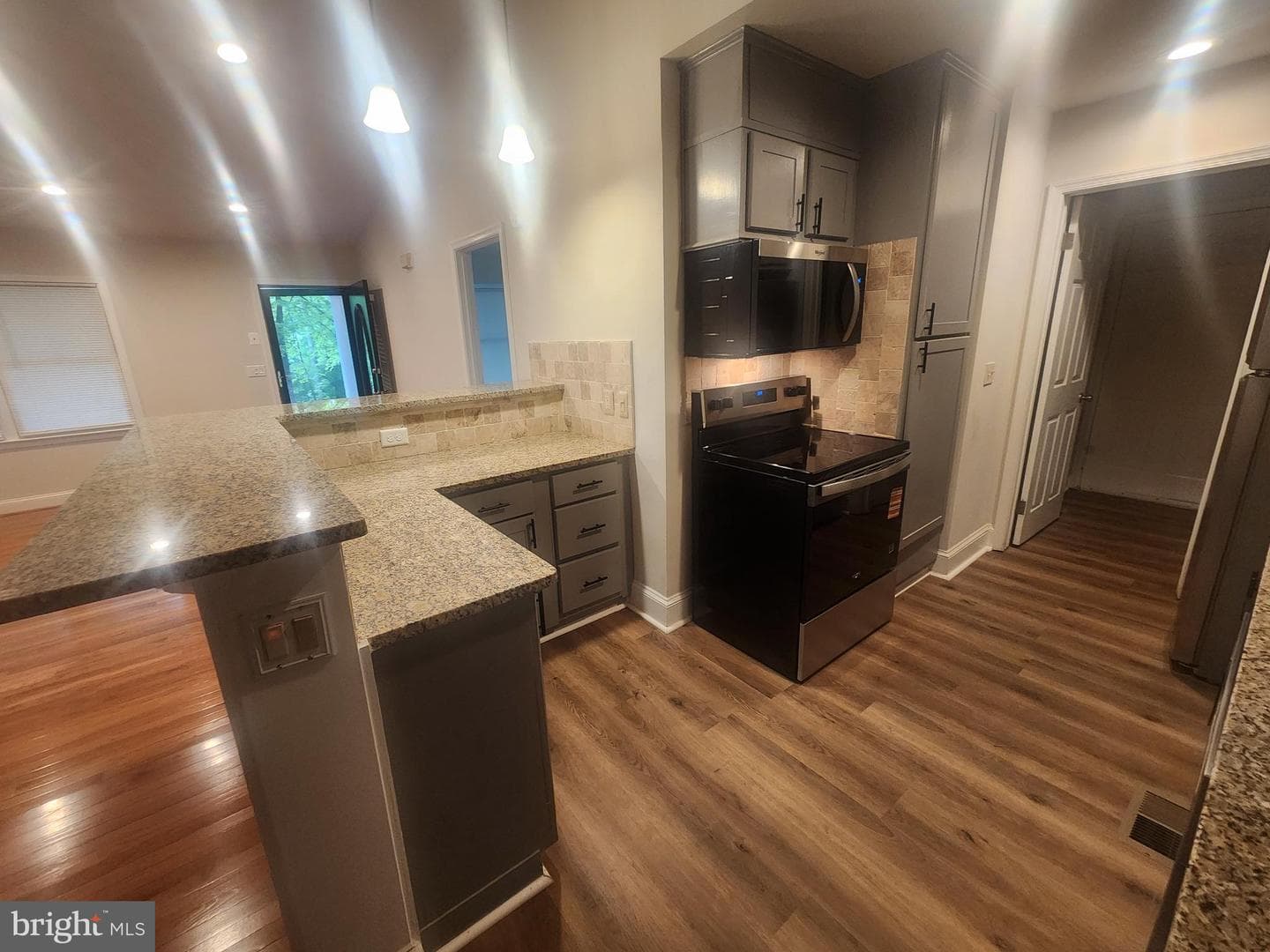 105 Beachside Cove photo 17