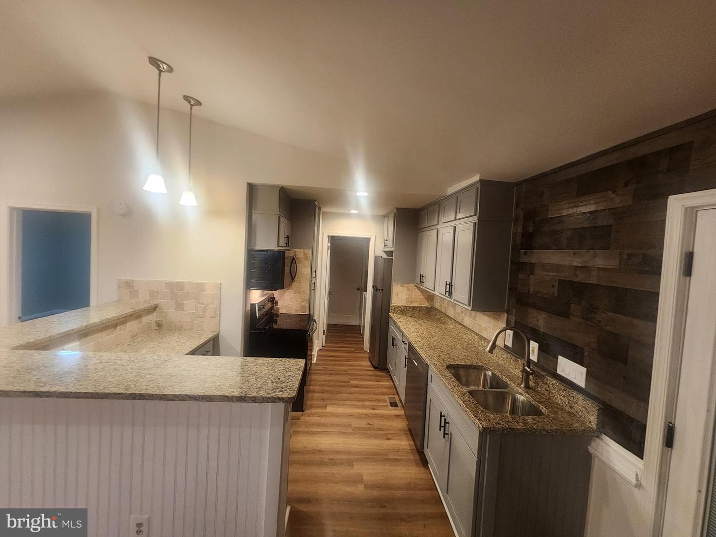 105 Beachside Cove photo 18
