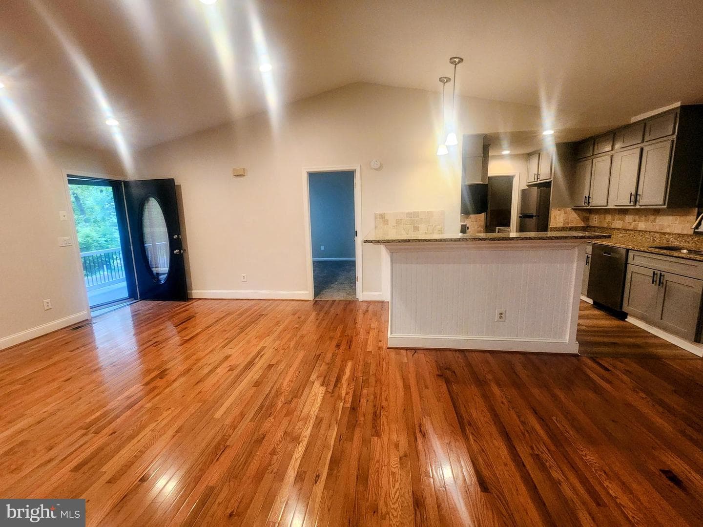 105 Beachside Cove photo 2