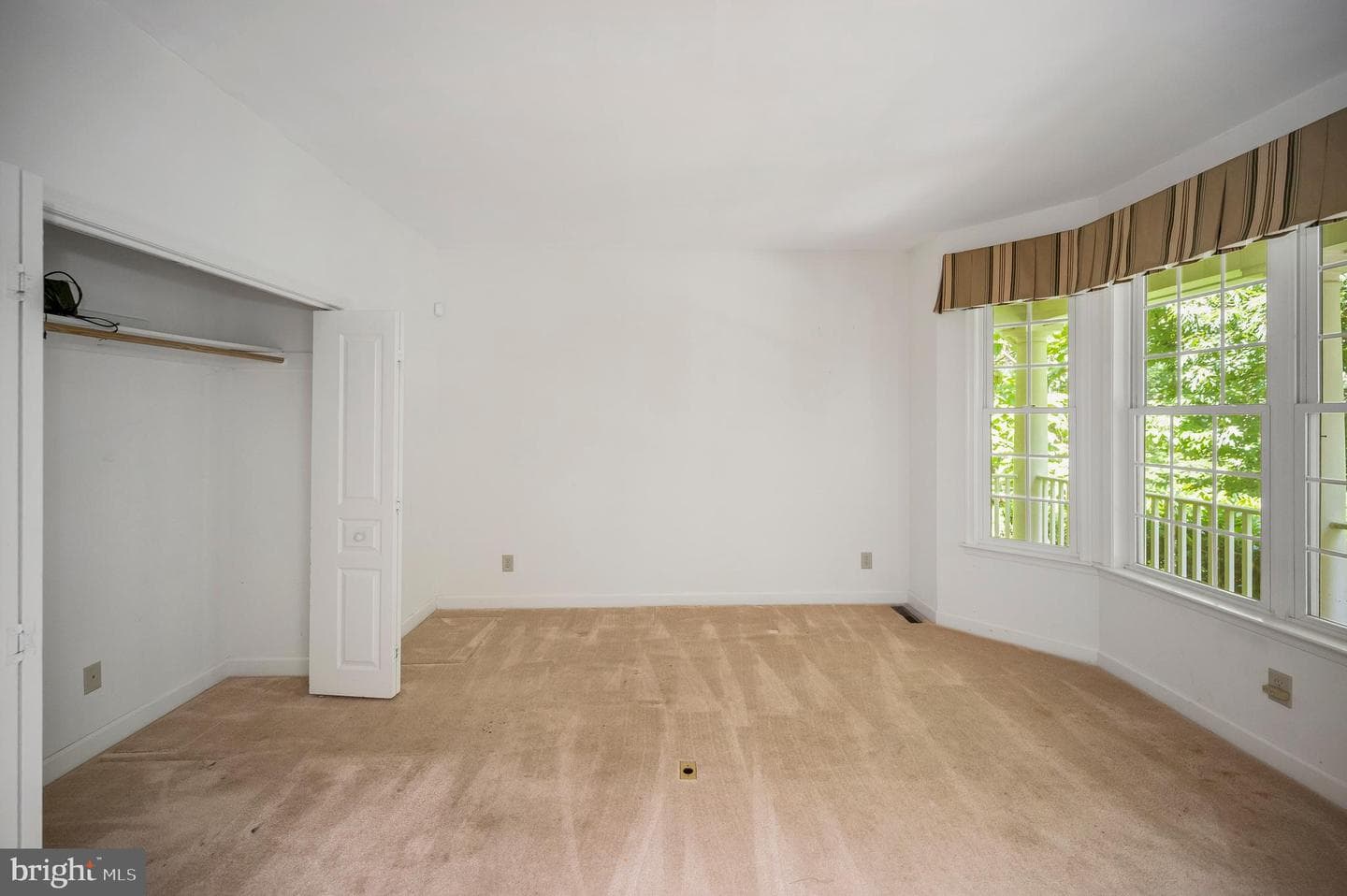 909 Eastover Parkway photo 14