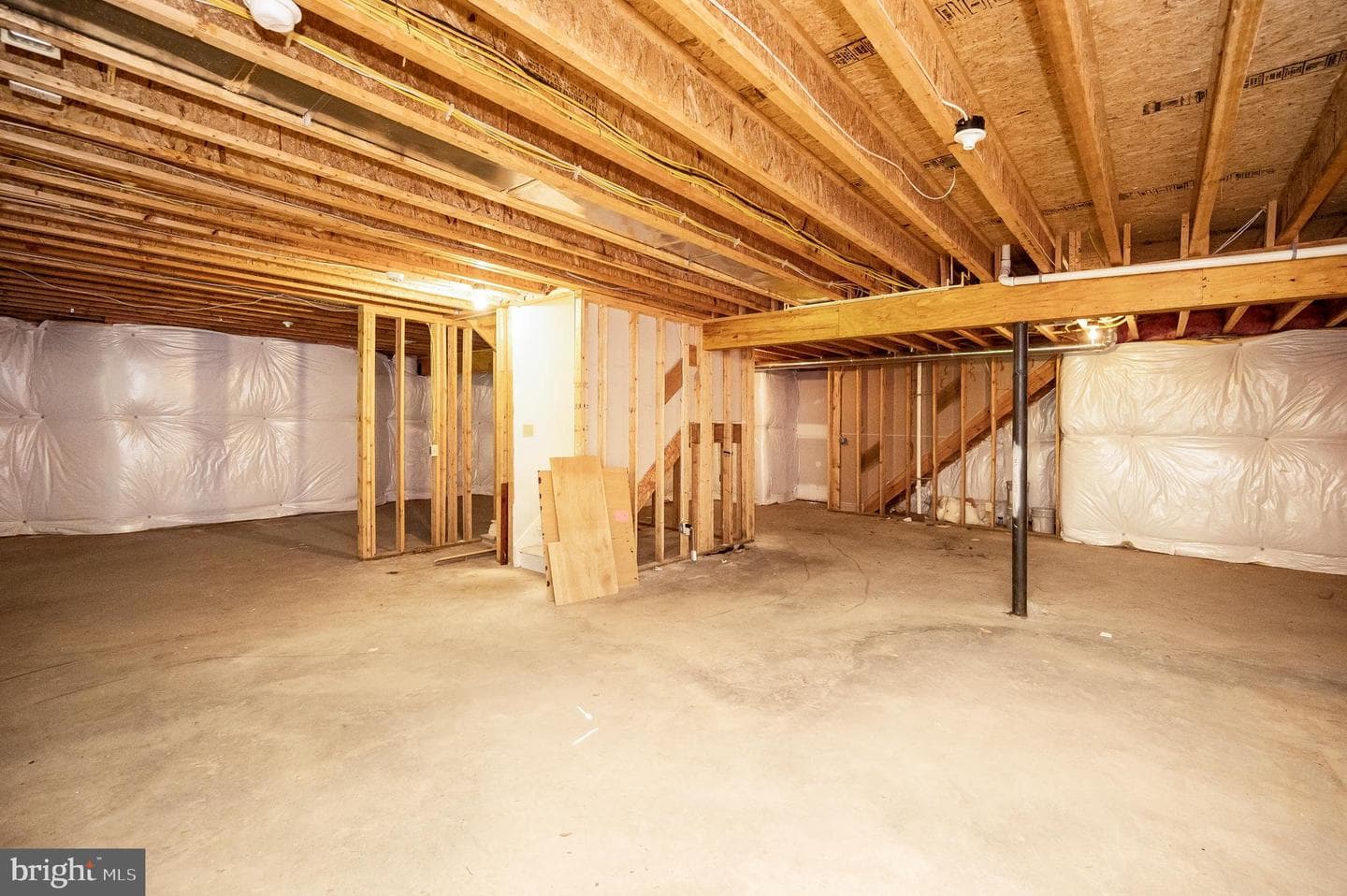 909 Eastover Parkway photo 49