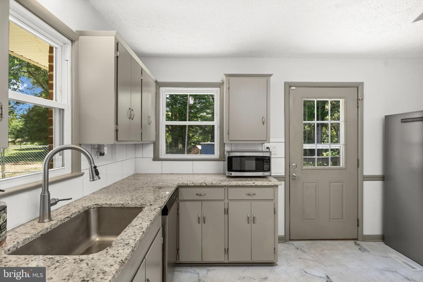 17195 Oakshade Road photo 11