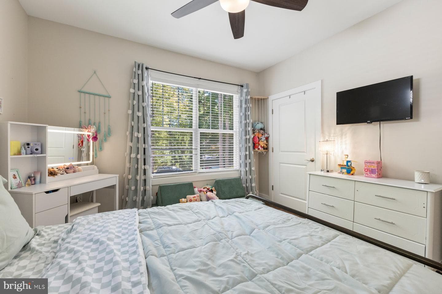 105 Edgemont Circle photo 26