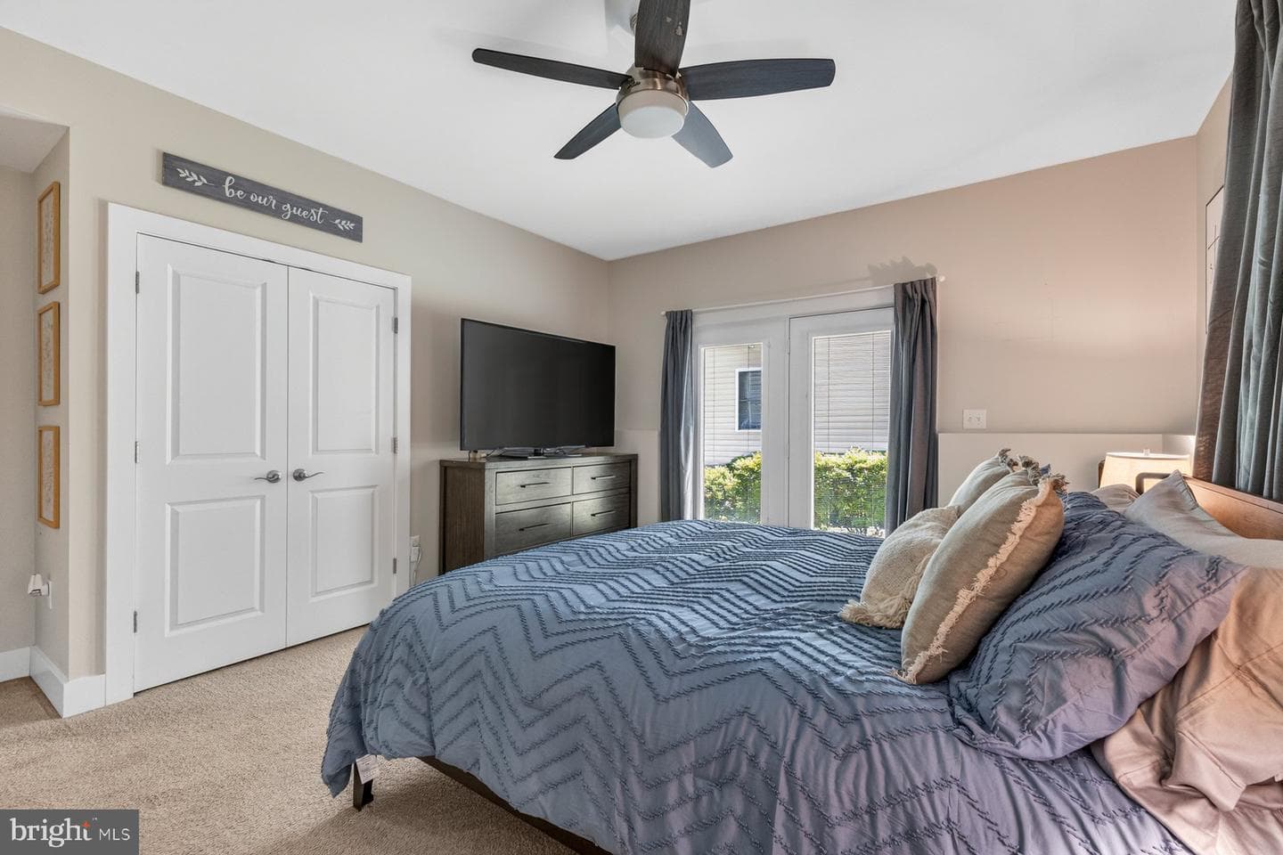 105 Edgemont Circle photo 34